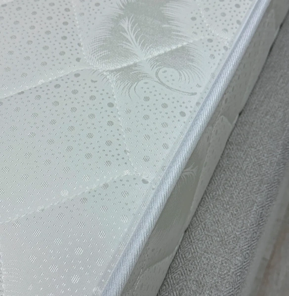 Матрас Ultra «Lite Ten» Фабрика Корона